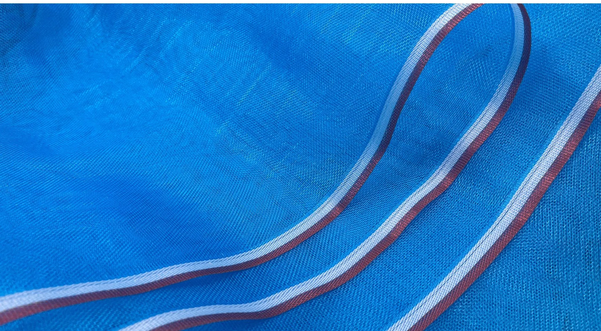 มุ้งไนล่อนฟ้า