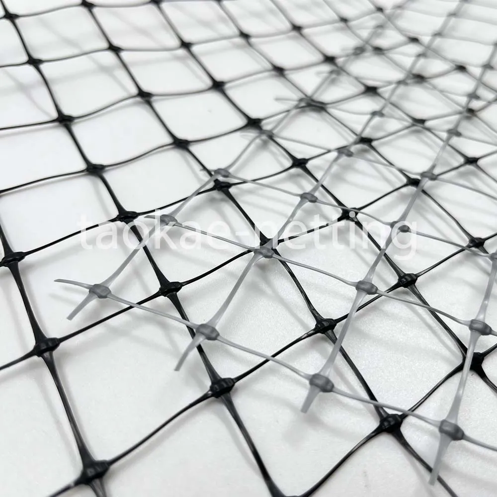 เปรียบเทียบระหว่าง ตาข่ายกันนกสีดำ กับ สีเงิน