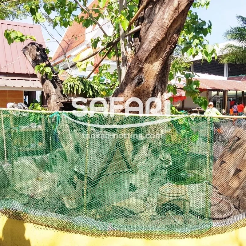ตาข่ายพลาสติกแข็ง SAFARI- ใช้ล้อมรั้วต้นไม้